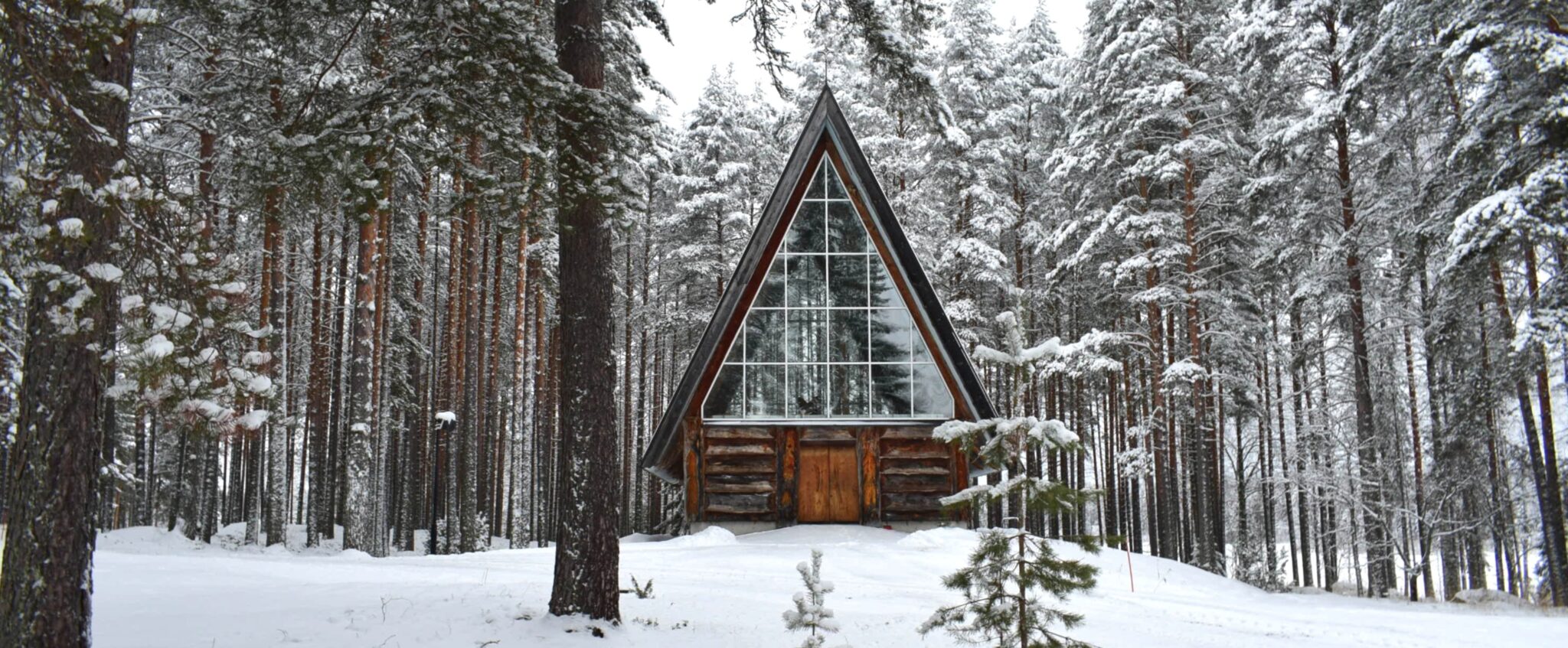 Paaterin kirkko talvella