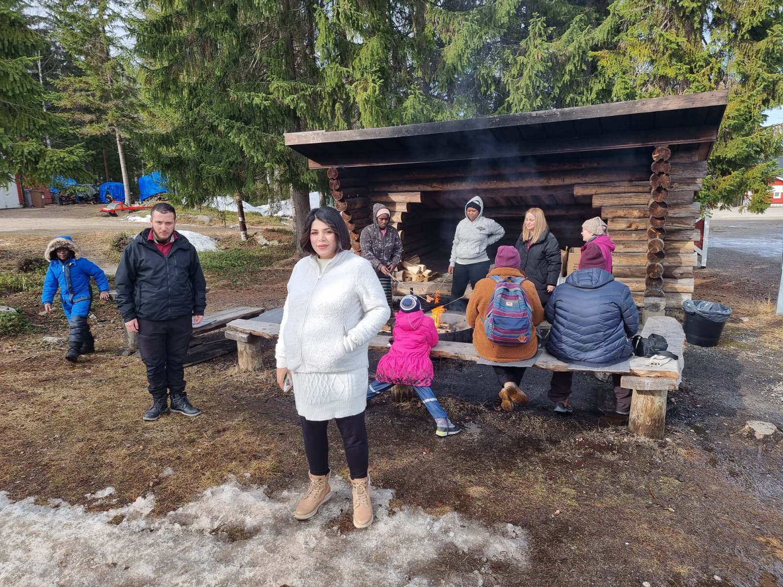 Yhtei­nen talvi­päivä Lieksassa: Pulkka­mäki-tapah­tuma toi yhtei­söt yhteen
